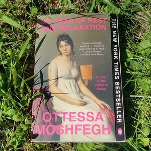 📙My Year of Rest and Relaxation, Ottessa Moshfegh, Paperback
